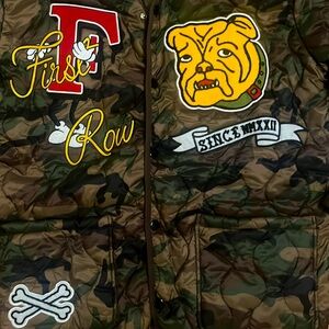 ☠️🦁☠️• ⚫️ First Row x Alpha Only Vibes ⚫️• 🦁☠️🦁